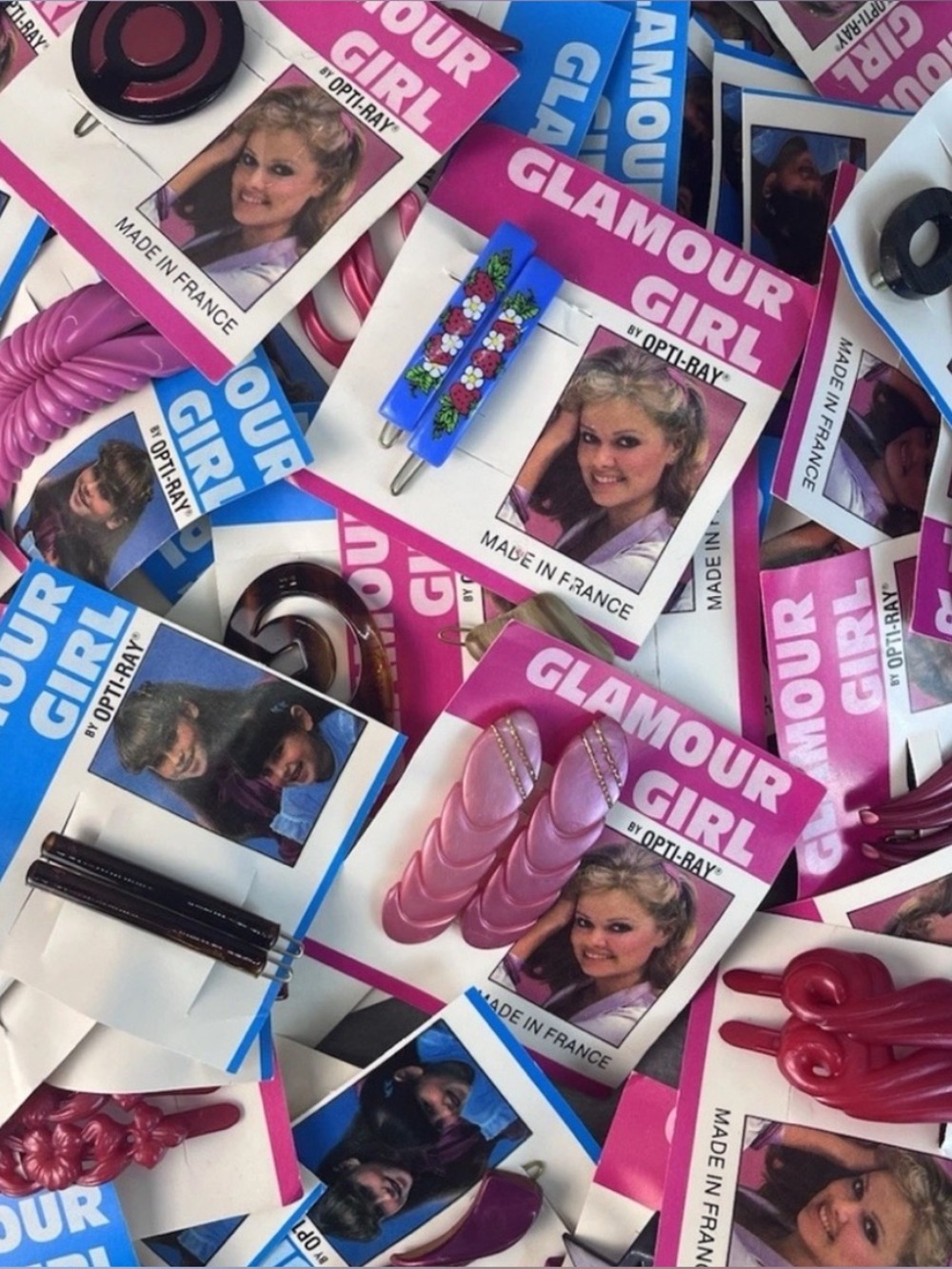 Vtg 90s Glamour Girl Opti-Ray Hair Barrette FRANCE MADE
Blind Bag Bundle Of 15